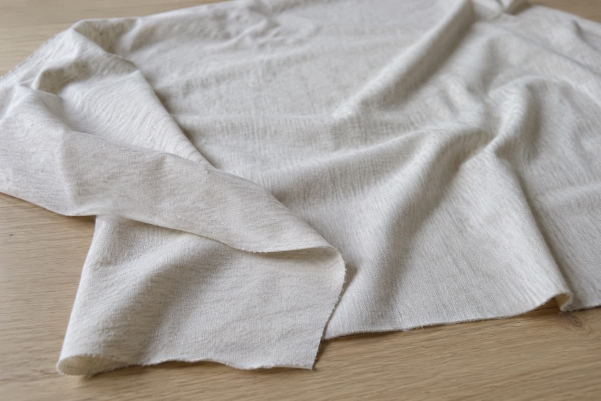 ภาพประกอบผ้า Cotton Lite (ผ้าผสม) ทั้งผืน ที่ใช้ผลิตเสื้อยืด
